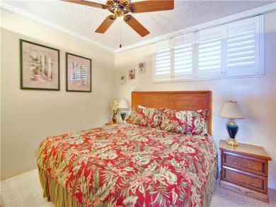 Lahaina Vacation Condo Sleeps Two Guests.