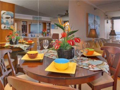 Lahaina Vacation Condo Sleeps Two Guests.