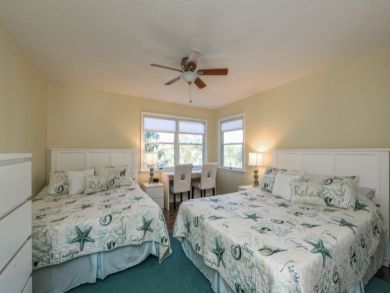Brandenton Beach vacation Townhome Sleeps Seven Guests.