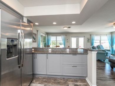 Brandenton Beach vacation Townhome Sleeps Seven Guests.