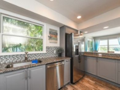 Brandenton Beach vacation Townhome Sleeps Seven Guests.