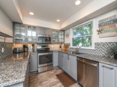 Brandenton Beach vacation Townhome Sleeps Seven Guests.