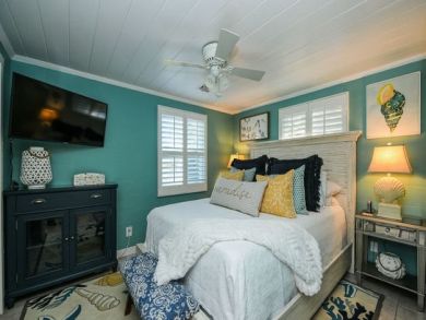 Brandenton Beach Vacation Home Sleeps Five Guests.