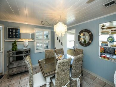 Brandenton Beach Vacation Home Sleeps Five Guests.