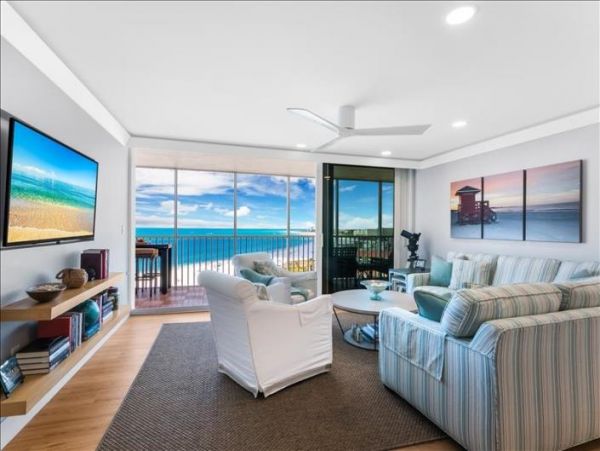 Siesta Key Vacation Condo Sleeps Six Guests Gulf Views
