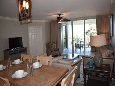 Fort Walton Beach Vacation Condo Sleeps Eight Guests.
