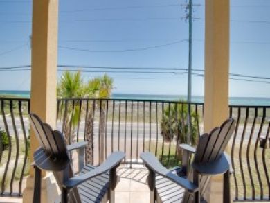 Panama City Vacation Townhouse Sleeps Twelve Guests. Panama City Vacation Townhouse Sleeps Twelve Guests.