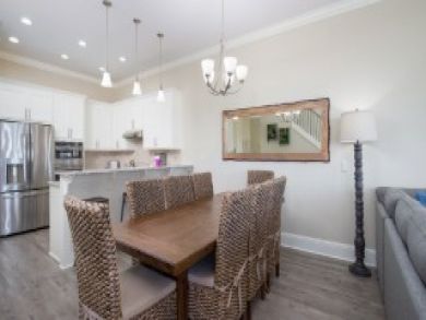 Panama City Vacation Townhouse Sleeps Twelve Guests. Panama City Vacation Townhouse Sleeps Twelve Guests.