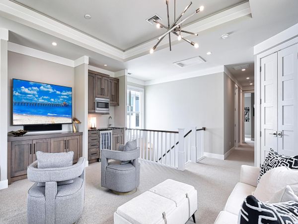 Four Bedroom Luxurious Coastal Villa in Marco Island