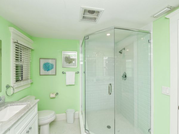 Coastal Retreat on Anna Maria Island - Four Bedroom Pool Home