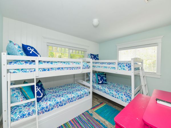 Coastal Retreat on Anna Maria Island - Four Bedroom Pool Home