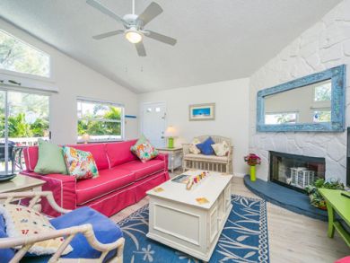 Charming Vacation Rental on Anna Maria Island. Call Today