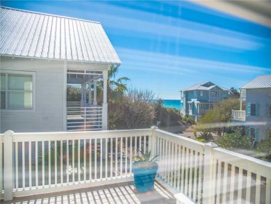 Santa Rosa Beach Vacation Home Sleeps Sixteen Guests.