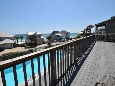 Grayton Beach Vacation Home Sleeps Ten Guests.