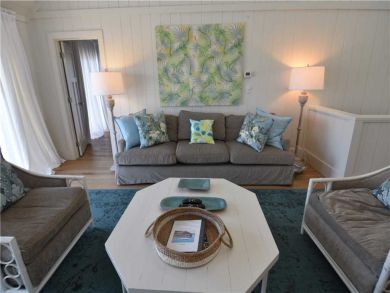 Grayton Beach Vacation Home Sleeps Ten Guests.
