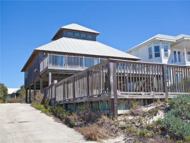 Grayton Beach Vacation Home Sleeps Ten Guests.