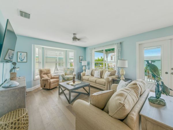 Anna Maria Island Luxury Vacation Home Sleeps Eight Guests