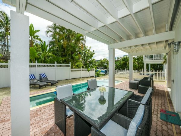 Anna Maria Island Luxury Vacation Home Sleeps Eight Guests