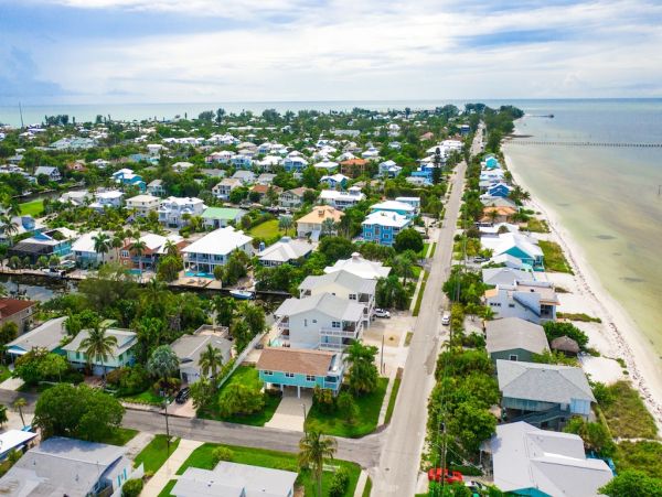Anna Maria Island Luxury Vacation Home Sleeps Eight Guests