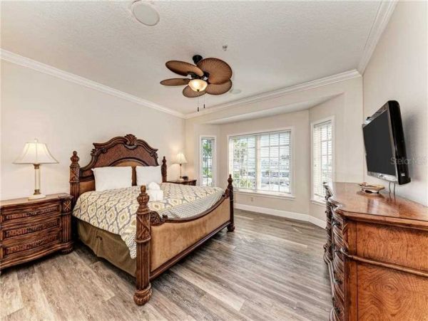 Bradenton Beach Townhome Across From Beach Bay View