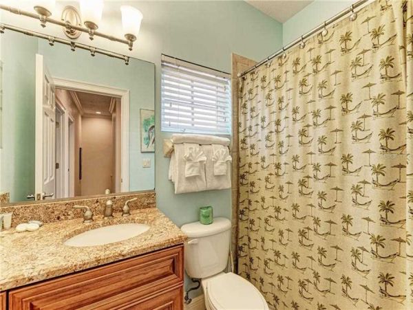 Bradenton Beach Townhome Across From Beach Bay View