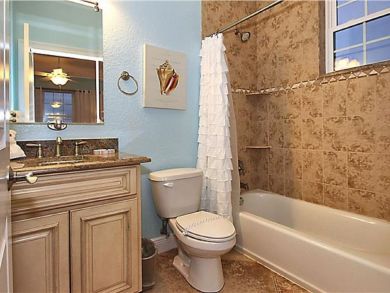 Anna Maria Island Holmes Beach Home 917913