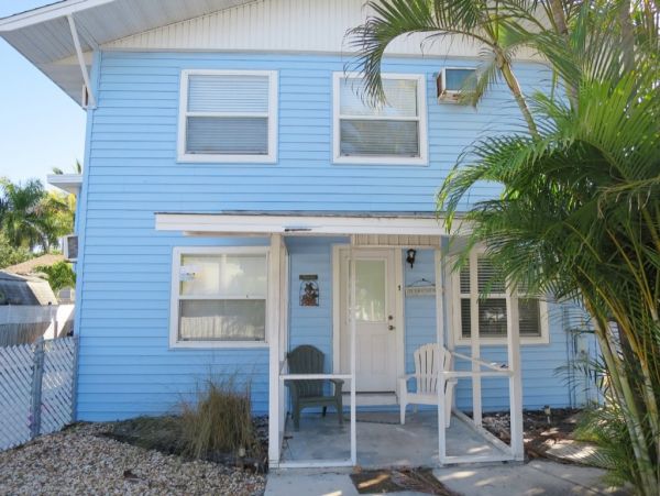 Anna Maria Value Condo Close to the Beach 2 Bedrooms
