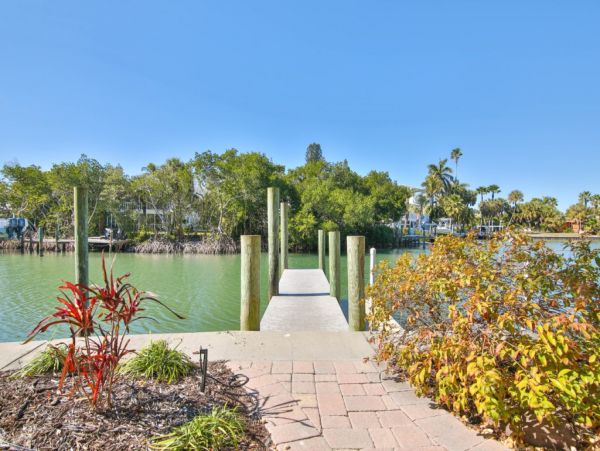 Charming 4 Bedroom Vacation Getaway in Anna Maria