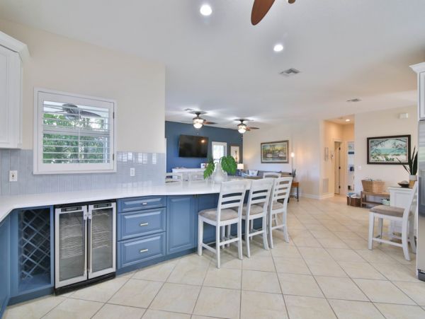 Charming 4 Bedroom Vacation Getaway in Anna Maria