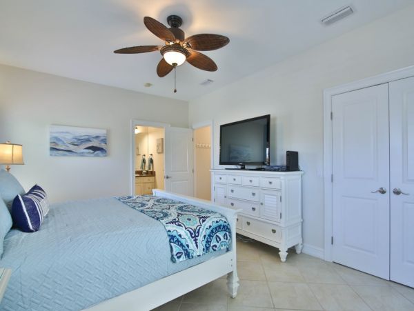 Charming 4 Bedroom Vacation Getaway in Anna Maria