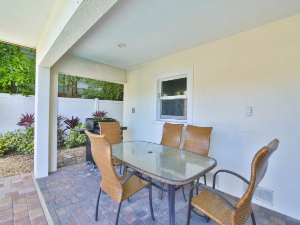 Charming 4 Bedroom Vacation Getaway in Anna Maria
