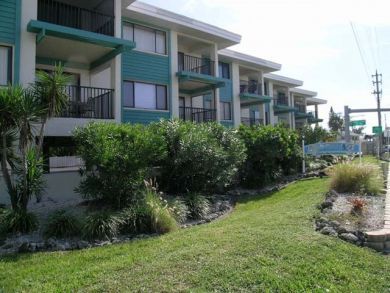 Short Walk to Beach Bradenton Vacation Condo Two Bedroom