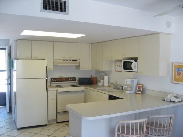 Two Bedroom Condo in Holmes Beach Sleeps Four Guests