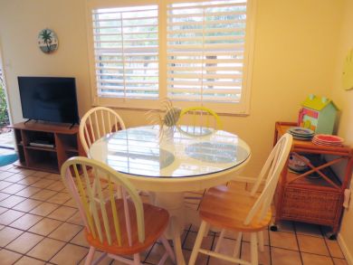 Anna Maria Island Holmes Beach Home 917928