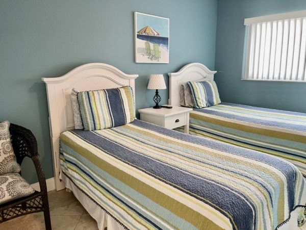Gulf Front Two Bedroom Vacation Villa in Bradenton Beach