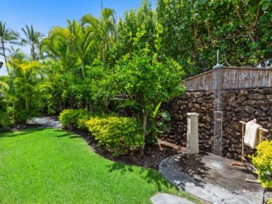 Kohala Coast Luxury Ocean Front Home, 5 Bedrooms