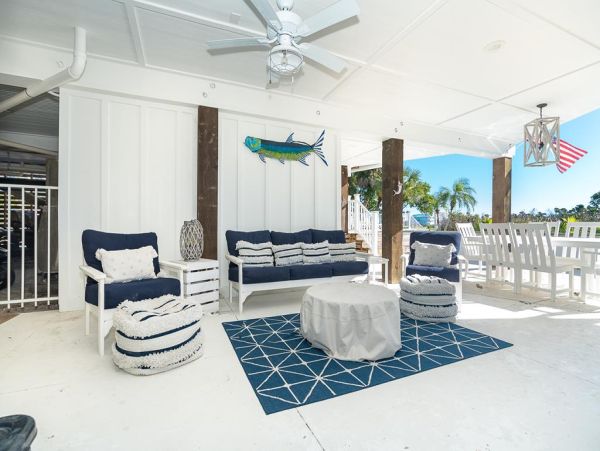 Placida 4 Bedroom Home Great Location for Boaters!