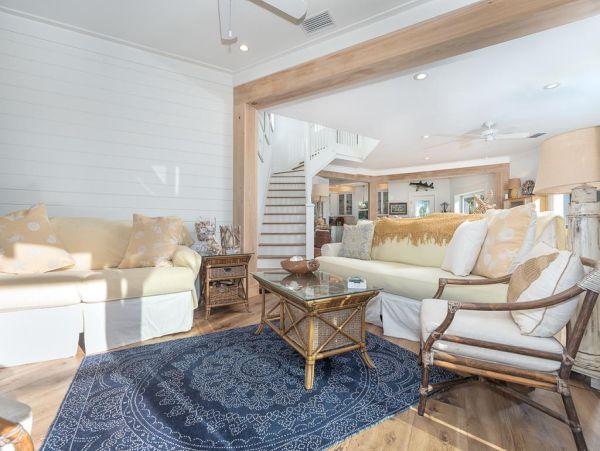 Placida 4 Bedroom Home Great Location for Boaters!