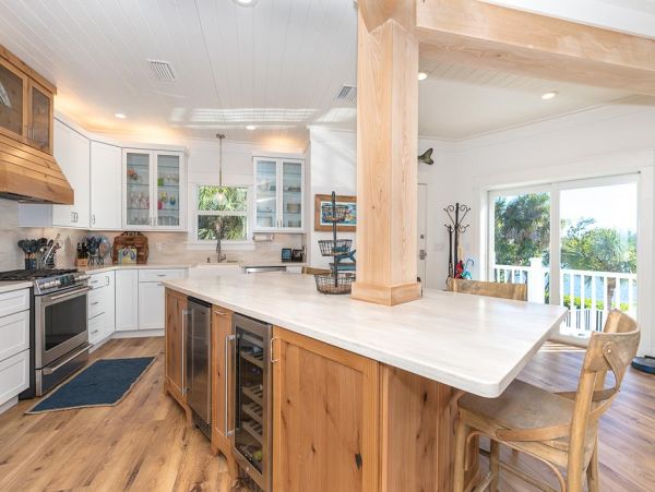 Placida 4 Bedroom Home Great Location for Boaters!