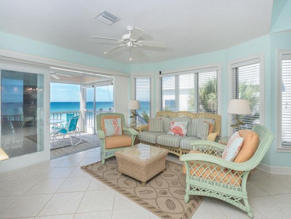 On Beach Placida Vacation Home Four Bedrooms Sleeps 8