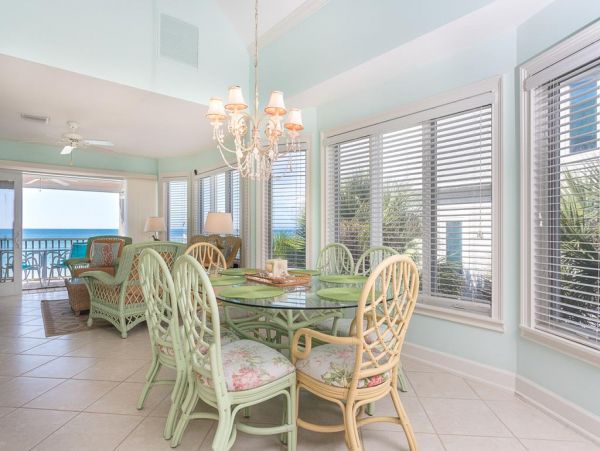 On Beach Placida Vacation Home Four Bedrooms Sleeps 8