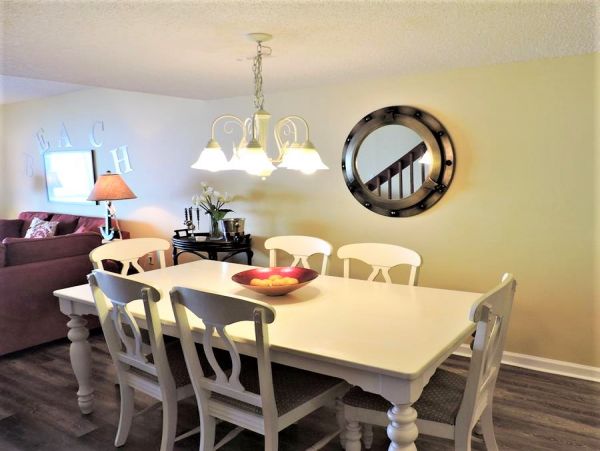 Two Bedroom Vacation Condo Right on the Beach