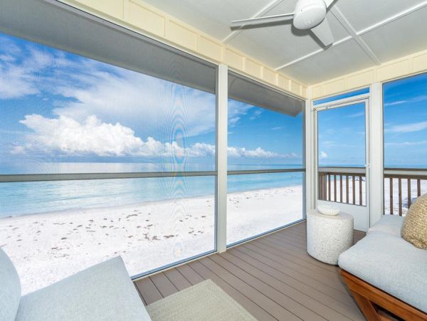 Boca Grande Two Bedroom Beach House Amazing Views!