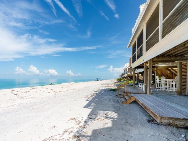 Boca Grande Two Bedroom Beach House Amazing Views!
