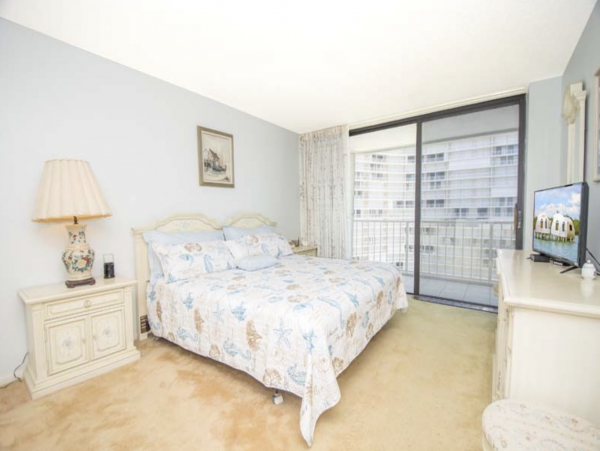 Marco Island Beach Condo Exceptional Views & Amenities