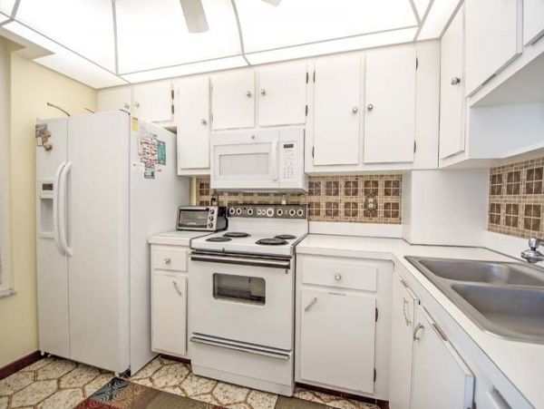 Marco Island Beach Condo Exceptional Views & Amenities
