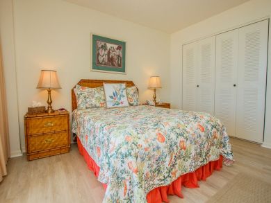 Marco Island Condo 917998