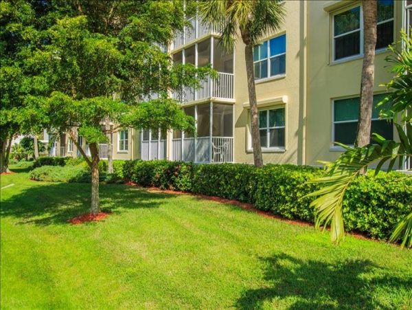 Marco Island Vacation Condo Right Across from the Beach!
