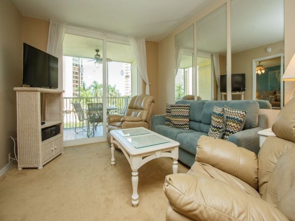 Marco Island Vacation Condo Right Across from the Beach!