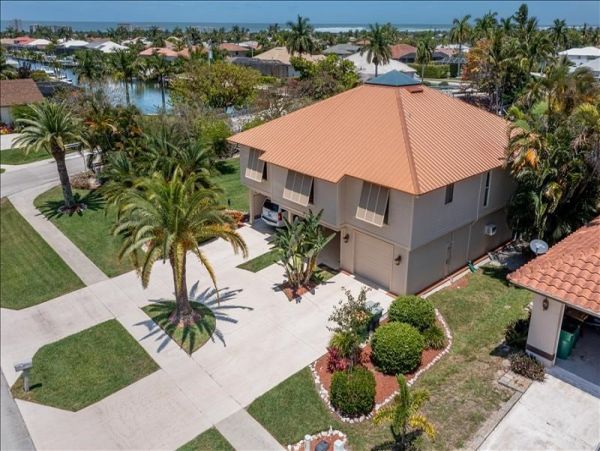 Marco Island 3 Bedroom Vacation Home Sleeps 9 Guests
